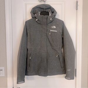The North Face Women’s Lynndale Insulated Jacket in Gray, size Small